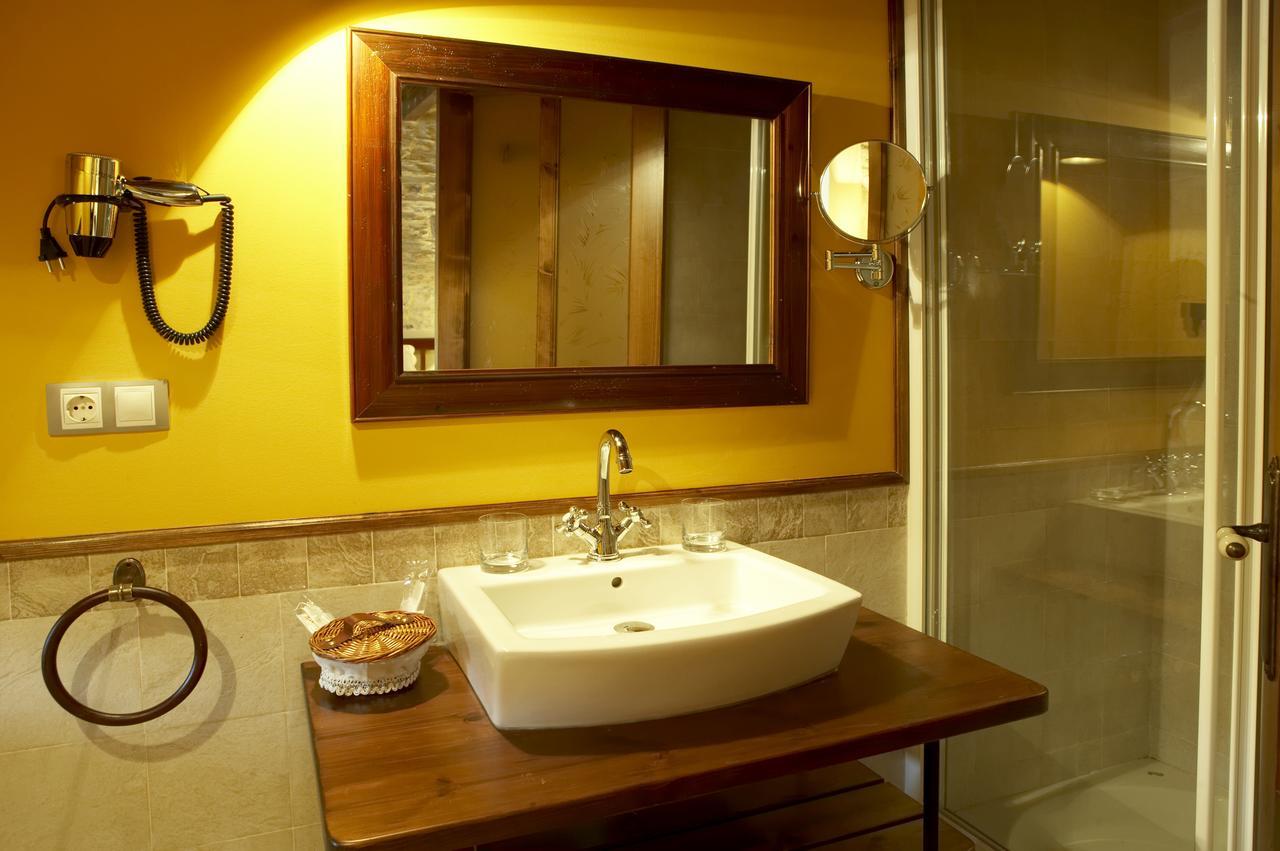 Hotel Rural Casona Trabadelo Vegadeo Eksteriør bilde